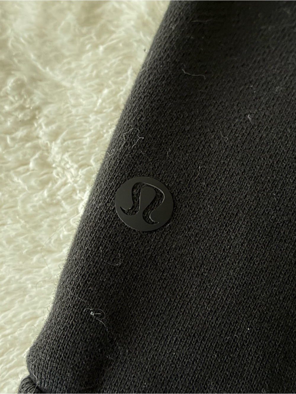 lululemon logo Crewneck - Picture 3 of 3